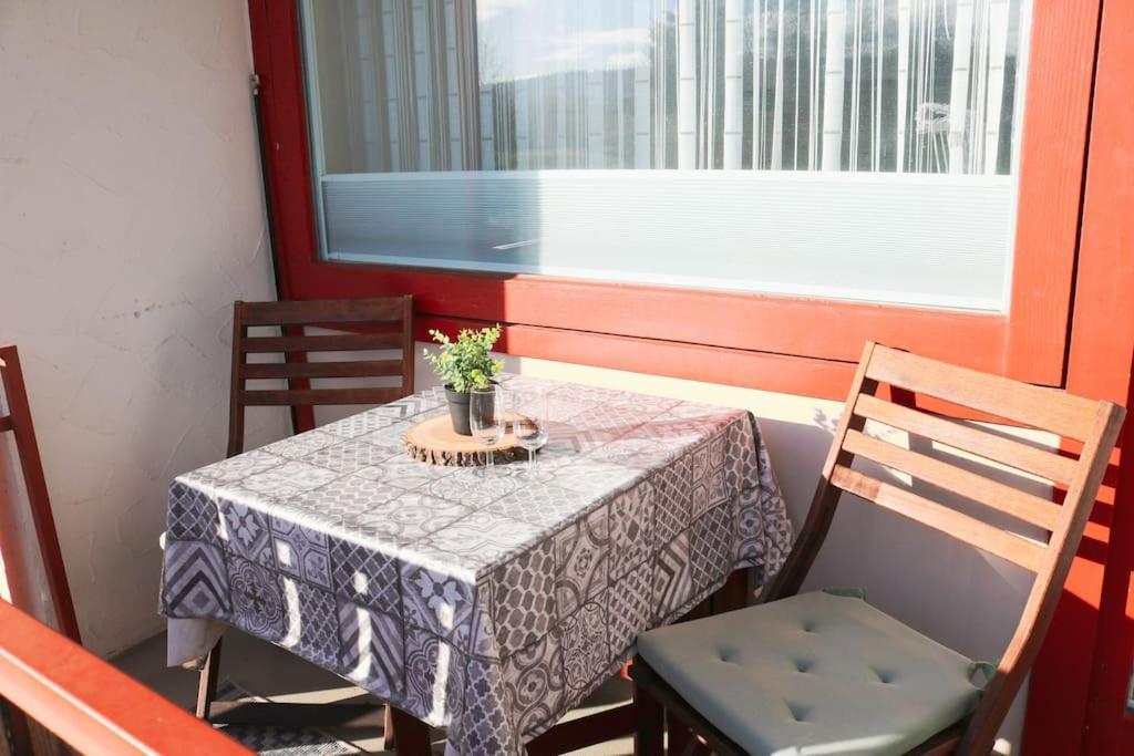 Apartement Nathalie - Wellness Mit Pool Und Sauna ชลูคซี ภายนอก รูปภาพ